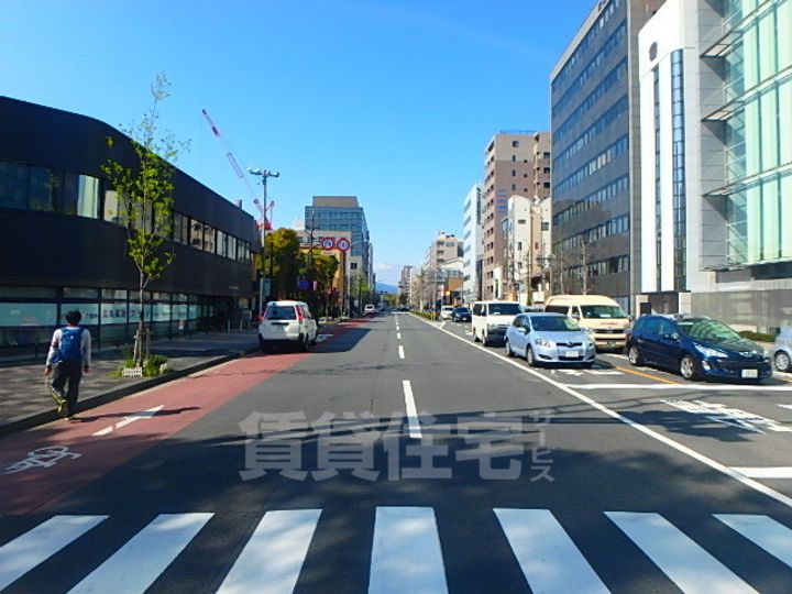 アルカンシェル御所(ゴショ)の周辺