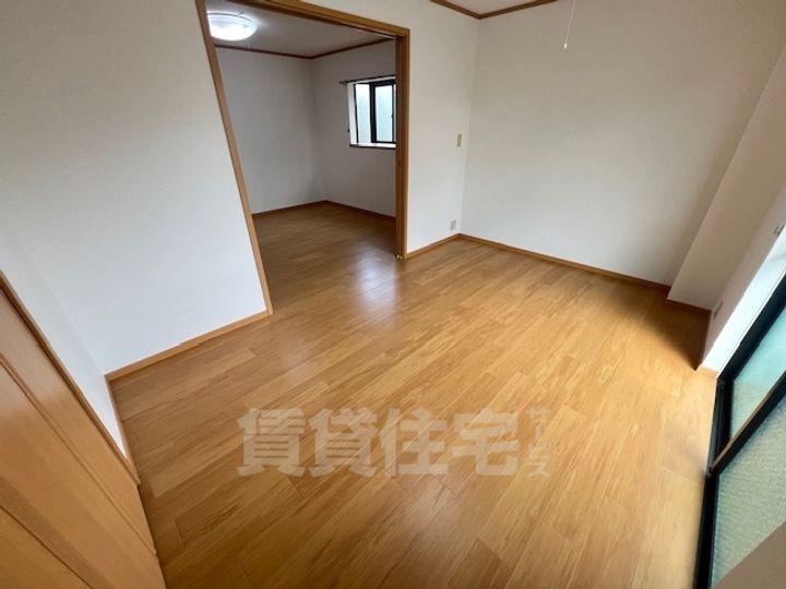 大阪府和泉市葛の葉町2丁目の賃貸アパートの子供部屋