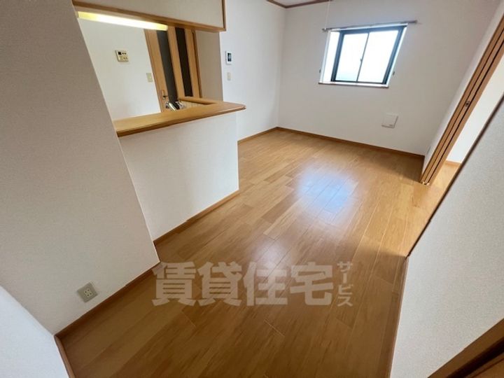 大阪府和泉市葛の葉町2丁目の賃貸アパートの居間