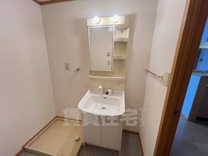 大阪府和泉市葛の葉町2丁目の賃貸アパートの内装