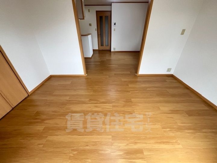 大阪府和泉市葛の葉町2丁目の賃貸アパートの居間