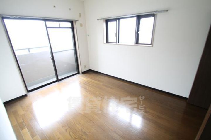 大阪府堺市北区新堀町1丁の賃貸マンションの寝室