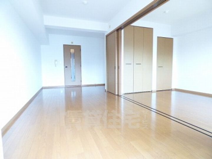 ベイシック大名の内装