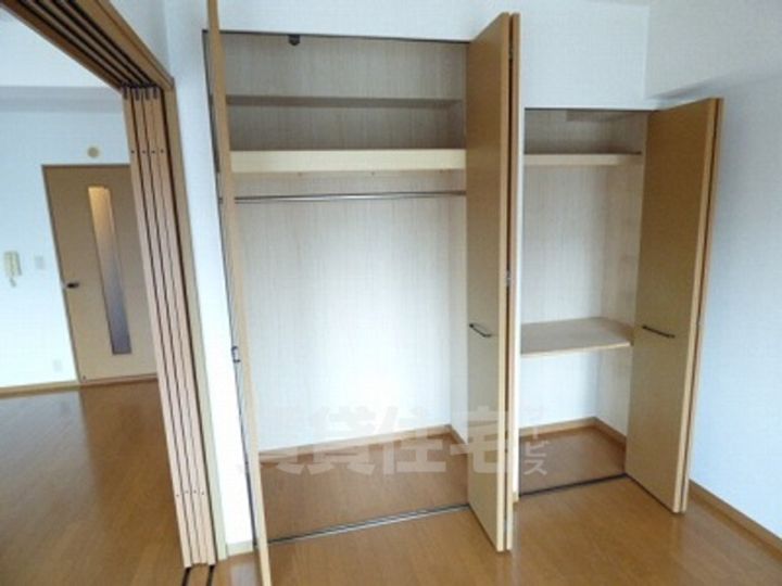 ベイシック大名の内装