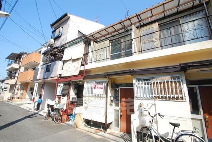 大阪府寝屋川市萱島桜園町(一戸建)の賃貸物件の外観
