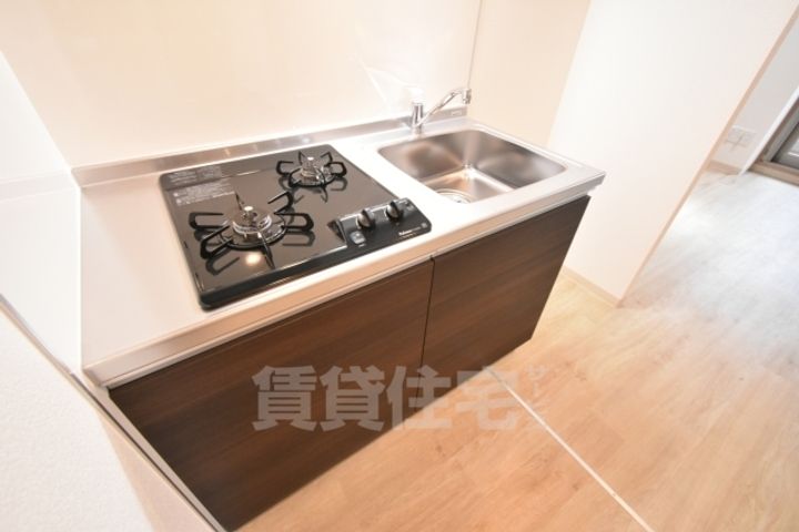 大阪府堺市西区鳳東町1丁の賃貸マンションのキッチン