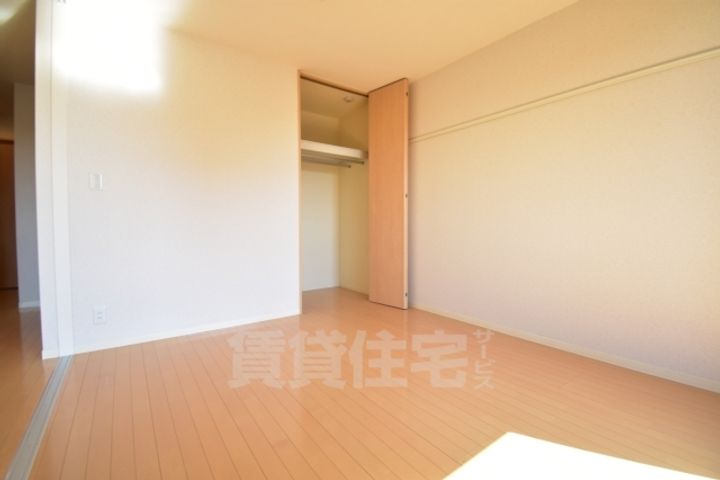 大阪府堺市中区毛穴町の賃貸アパートの子供部屋