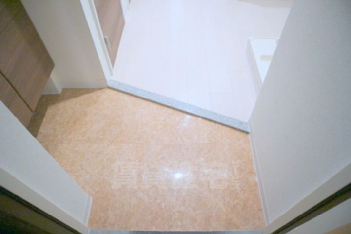 Luxe京都西大路の玄関