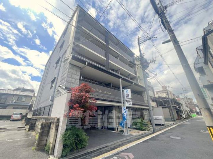 プレサンス京都天使突抜奏の外観