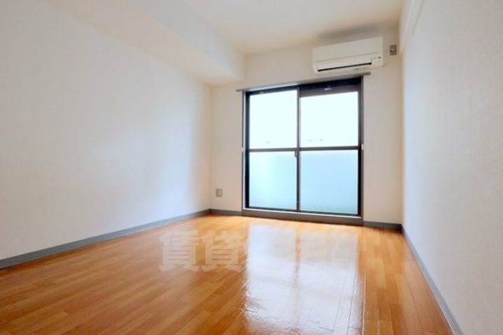 京都府京都市伏見区深草西浦町8丁目の賃貸マンションの内装