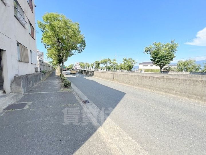 川西ハイツの周辺