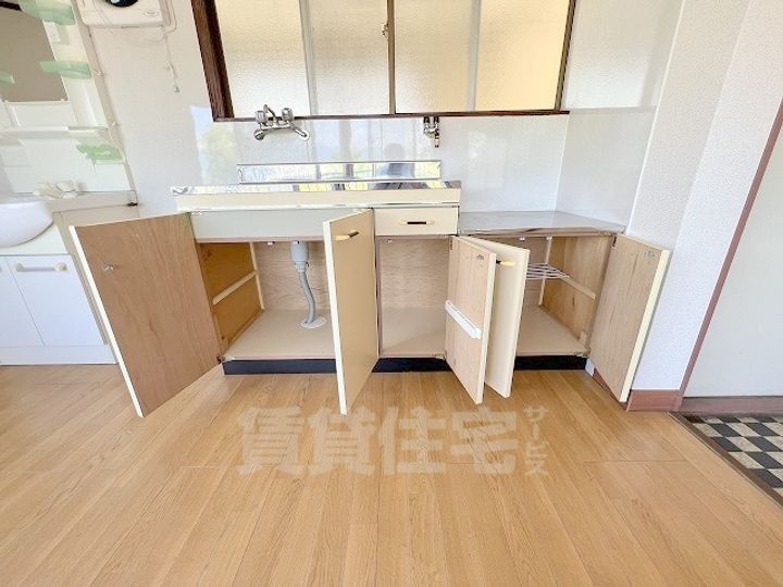 川西ハイツの内装