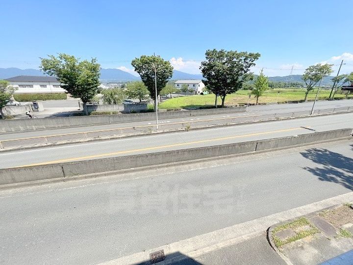 川西ハイツの周辺