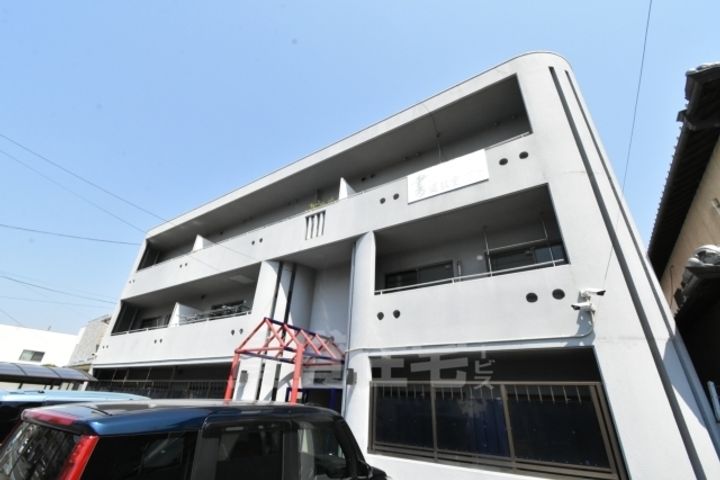 コーポユートピア201の外観