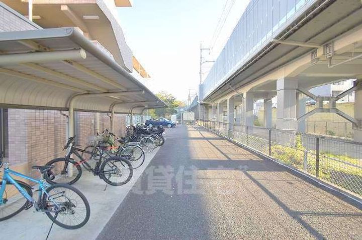 ヴェルベルヴィのその他画像