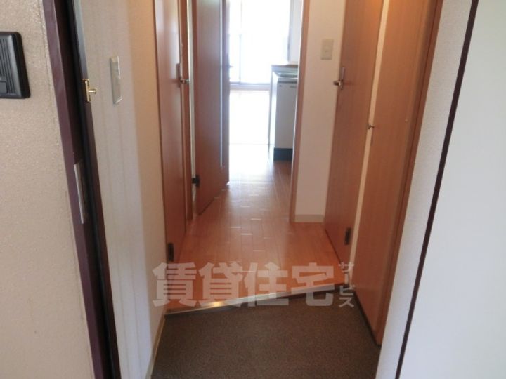 ヴェルベルヴィの玄関