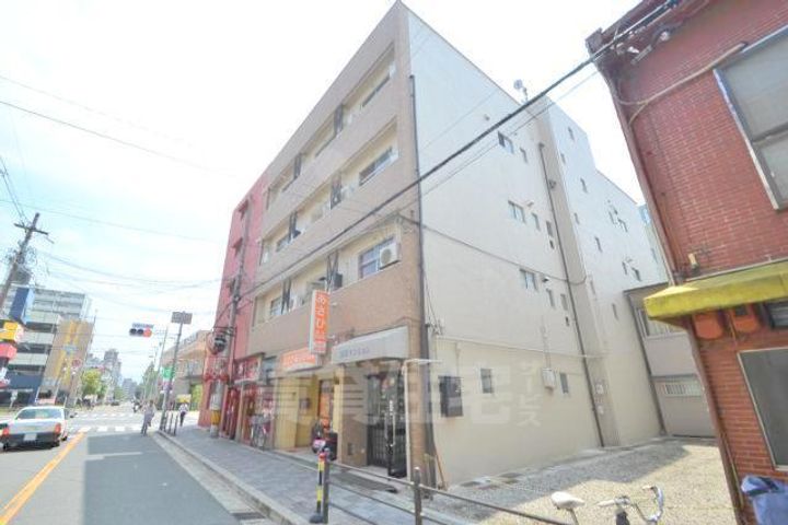 高殿マンションの外観