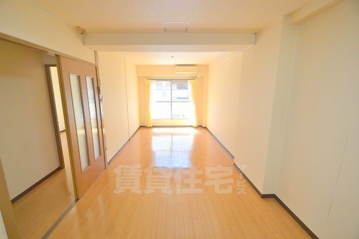 ミスターK上新庄の内装