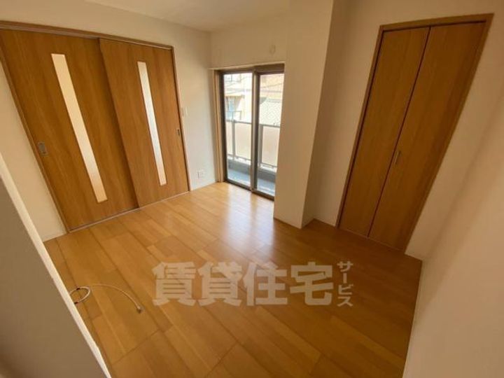 大阪府大阪市西淀川区姫里1丁目の賃貸アパートの居間