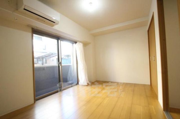 大阪府大阪市西淀川区姫里1丁目の賃貸アパートの寝室