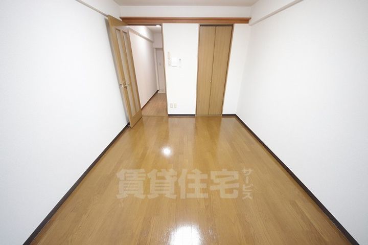 シャイン・ヒル・龍野ビルの居間