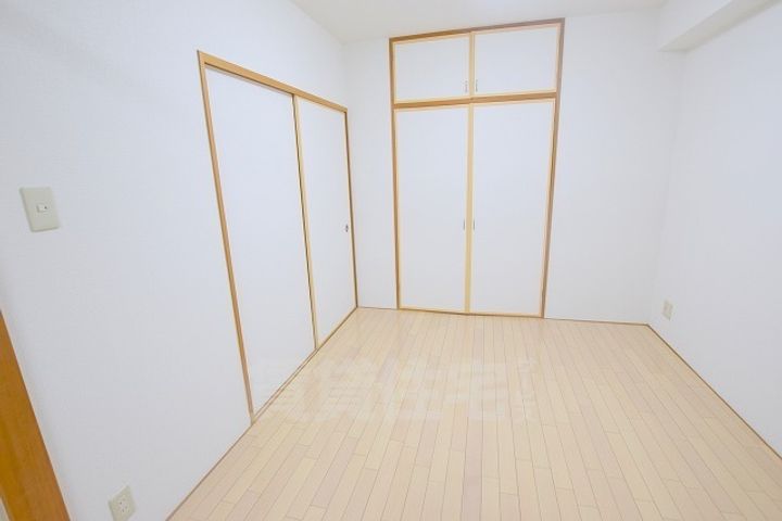 パークモダン新大阪の寝室