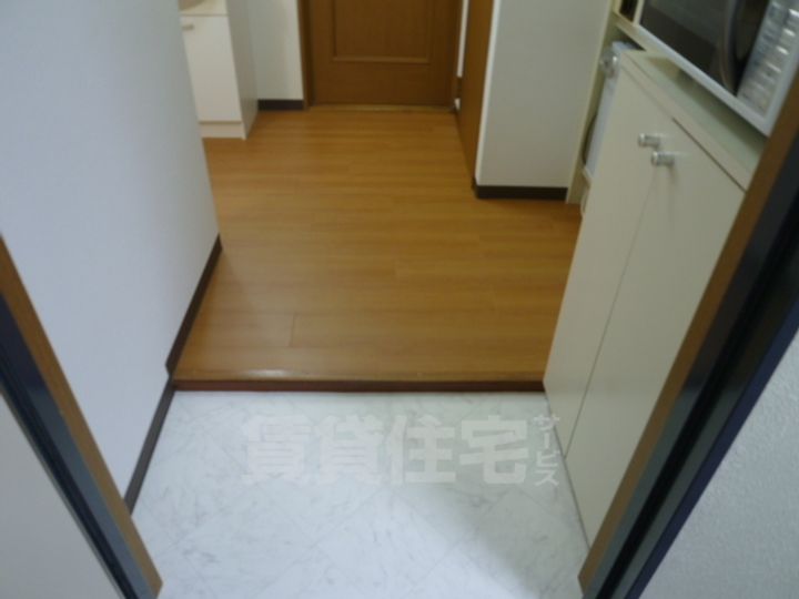 大阪府堺市北区黒土町の賃貸マンションの玄関