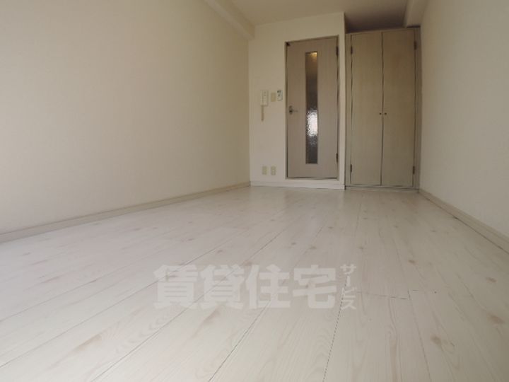 ヴィラソレイユの居間