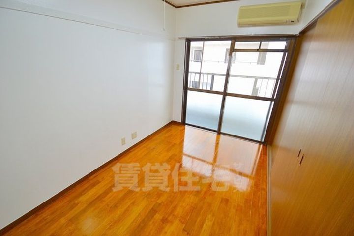 エレガンス5の寝室