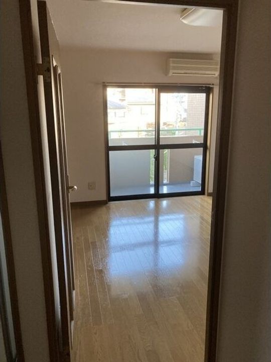 シティライフ池下の居間