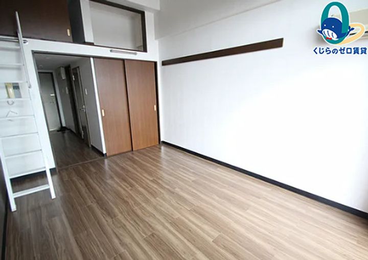 エスポワール本山の居間
