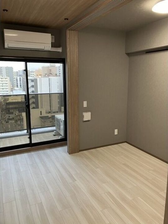 エステムコート名古屋新栄Ⅵ アートテラスの居間
