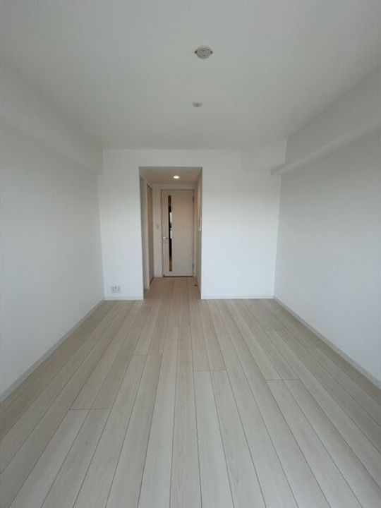 S-RESIDENCE尾頭橋beauteの居間