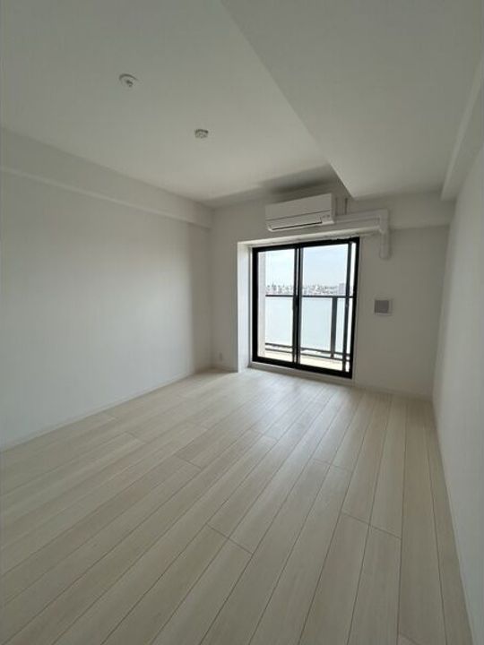 S-RESIDENCE尾頭橋beauteの居間