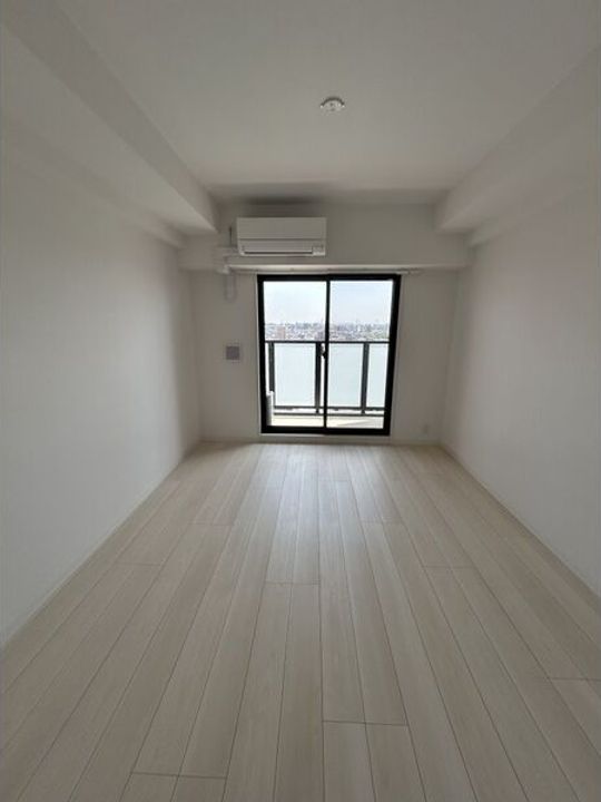 S-RESIDENCE尾頭橋beauteの居間