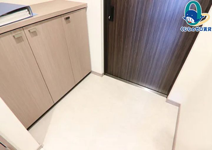 パークアクシス新栄の玄関