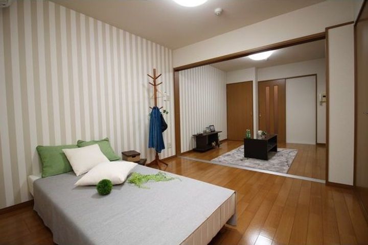 センチュリーパーク新川1番館1102の居間