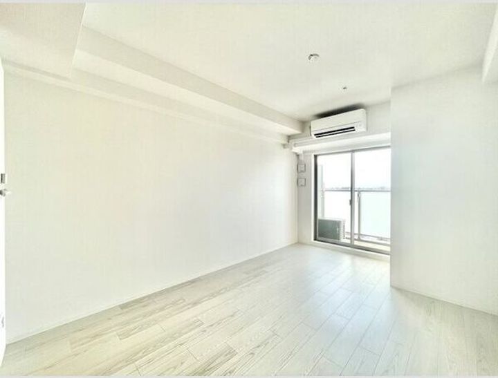 エスリード大曽根プレシャスの居間