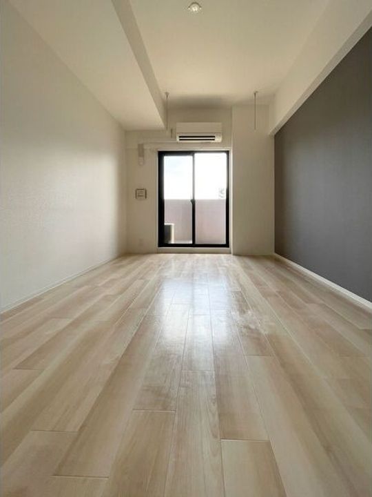 愛知県名古屋市千種区仲田2丁目(マンション)の賃貸物件の居間