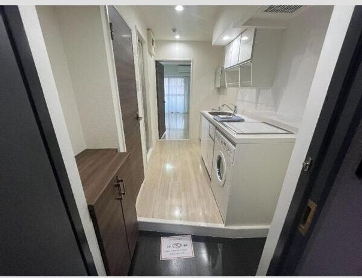 愛知県名古屋市中区古渡町(マンション)の賃貸物件の玄関