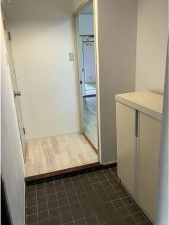 愛知県名古屋市中村区烏森町7丁目(マンション)の賃貸物件の玄関