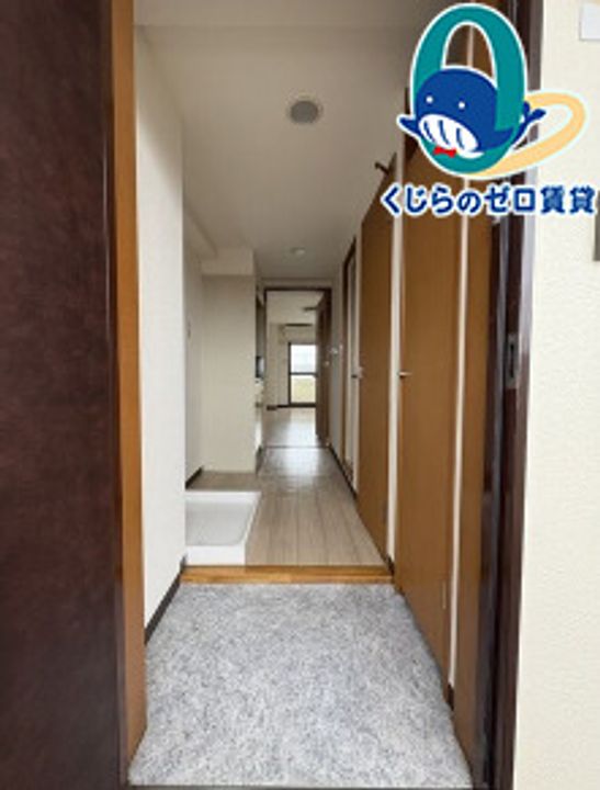愛知県名古屋市西区平中町(マンション)の賃貸物件の玄関