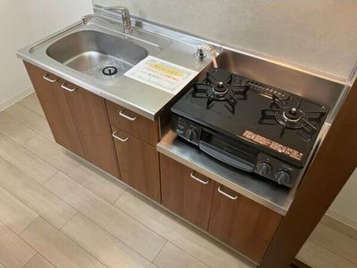 愛知県名古屋市名東区平和が丘3丁目(アパート)の賃貸物件のキッチン
