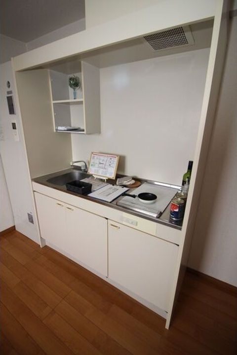愛知県名古屋市港区新川町4丁目(マンション)の賃貸物件のキッチン