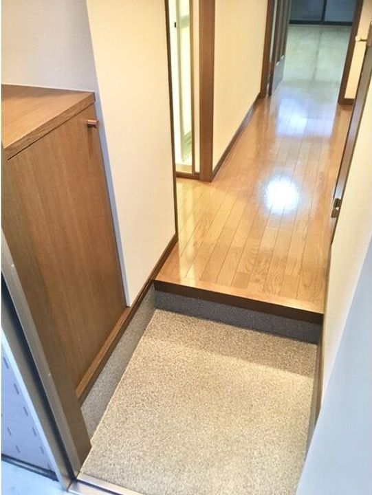 愛知県名古屋市中村区烏森町7丁目(アパート)の賃貸物件の玄関