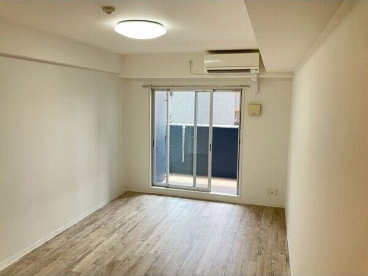 愛知県名古屋市千種区今池5丁目(マンション)の賃貸物件の居間