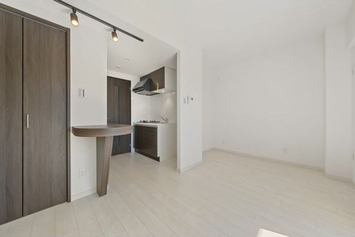 愛知県名古屋市西区則武新町3丁目(マンション)の賃貸物件の居間