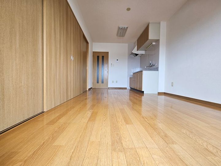 フレグランスの居間