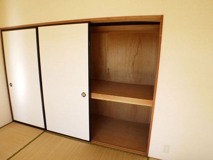 ウェストフィールドIIの内装