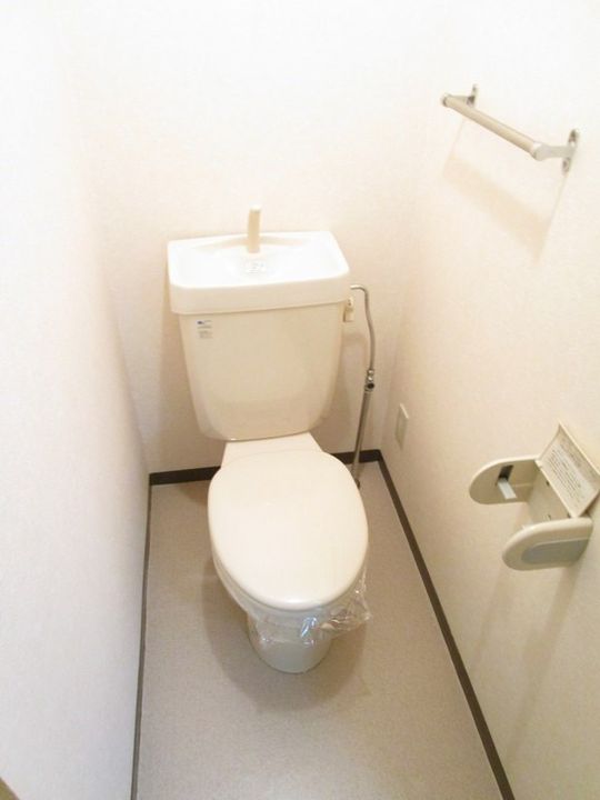 静岡県沼津市原の賃貸マンションの内装